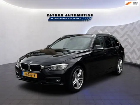 BMW 3-serie Touring 318i Centennial High Executive Automaat | Leder | Navi | Dealer onderhouden