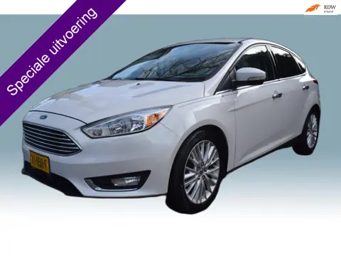 Ford FOCUS 2.0 Limo Luxury Leer Automaat Uniek