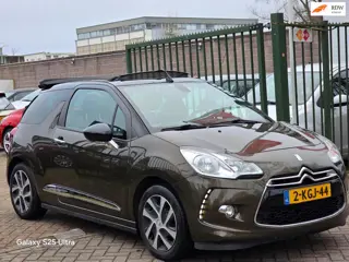 Citroen DS3 Cabrio 1.2 VTi Chic Cabriolet 2e eigenaar dealer onderhouden nieuwstaat navigatie parkee