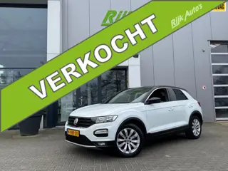 Volkswagen T-Roc 2.0 TSI 4Motion Sport * Trekhaak * Stoelverwarming * PDC 2X