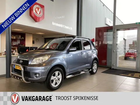 Daihatsu Terios 1.5 2WD Trophy,Climatecontrol,Elektrischpakket,Pushbar,Treeplankset,Wielkoffer,Dakra