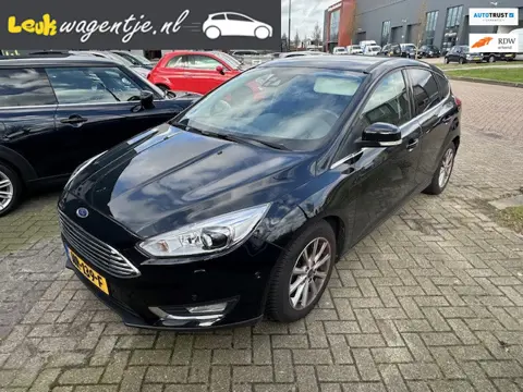 Ford Focus 1.0 Titanium Edition *leder *navi *xenon *etc.