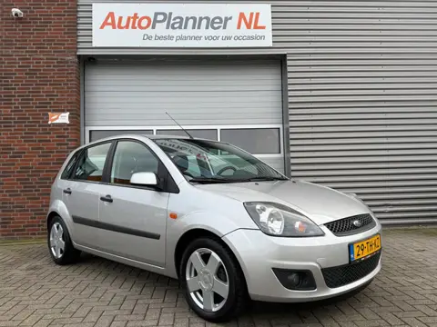 Ford Fiesta 1.3-8V Futura! 5-Deurs! Airco! Nieuwe APK!