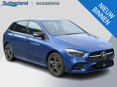 Mercedes-Benz B-klasse 250 e Star Edition AMG Line | Stoelverwarming | Camera | Sportstoelen | Clima