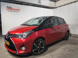 Toyota Yaris 1.5 Hybrid Bi-Tone Navi / Cruise C./ A.Cam./ Climate C.
