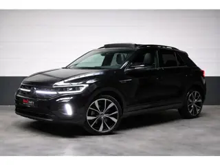 Volkswagen T-ROC 1.5 TSI R-Line l Pano l Keyless l Camera