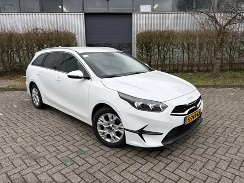 Kia Ceed Sportswagon BJR 2023 1.0 T-GDi 120 PK MHEV DynamicLine HYBRIDE | AUTOMAAT | CAMERA | FULL L