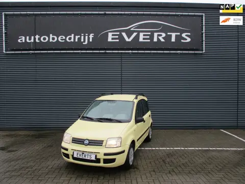 Fiat Panda 1.2 Emotion Apk 10-03-2027 climat control elektrisch pakket rijd perfect scherpe meeneem 