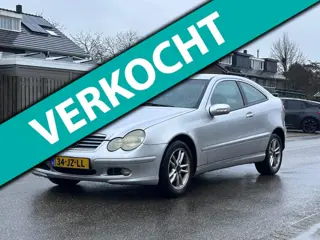 Mercedes-Benz C-klasse Sportcoupé 180 K. Class Cruise*Airco*Trekhaak*09-06-2026 APK*