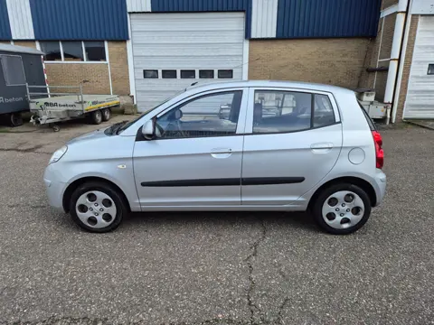 Kia Picanto 1.0 X-pect, 4 deurs / apk 13-3-2027