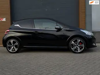 Peugeot 208 1.6 THP GTi