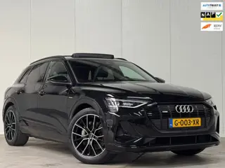 Audi E-tron E-tron 50 S-LINE Edition Black SOH 91.6% l PANO l LUCHTVERING l CARPLAY l 21INCH l 1e EI