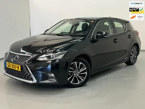 Lexus CT 200h / NL-auto / Camera / Navi / Xenon / DAB / Clima