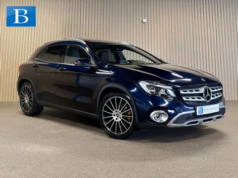 Mercedes-Benz GLA 250 Urban-PANORAMA-MEMORY-360 CAMERA-TREKHAAK-COMPL.