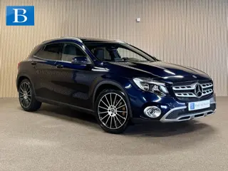 Mercedes-Benz GLA 250 Urban-PANORAMA-MEMORY-360 CAMERA-TREKHAAK-COMPL.