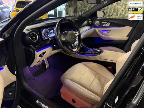 Mercedes-Benz E-klasse 200-Pano-Headup-soft-360 Cam-Luchtvieren-Elc Stoelen-Nap