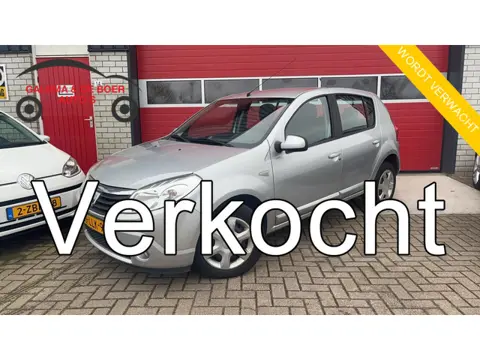 Dacia Sandero 1.2 Lauréate TREKHAAK / AIRCO / ELEK RAMEN / NL-AUTO