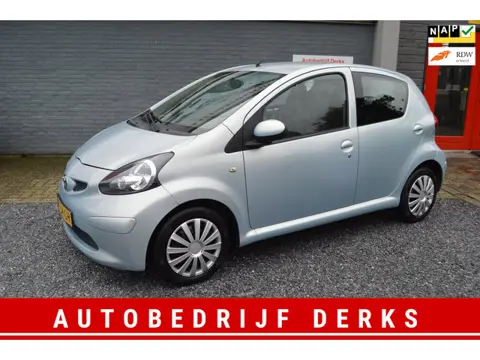 Toyota Aygo 1.0-12V + Airco Stuurbekrachtiging 5Drs Jaar Garantie