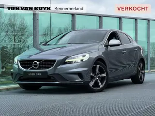 Volvo V40 1.5 T3 Polar+ Sport Automaat, R-design, Leder, Trekhaak met afneembare kogel, Panoramadak,