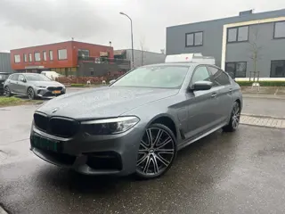 BMW 5 Serie 530e 252 PK iPerformance High Executive M-Sportpakket / 97% SOH/ Schuifdak/ Sport-Stoele