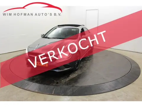 Mercedes-Benz CLA-Klasse 200 Schaal stoelen 157PK APK 2027 Panodak Navi winterwielen set