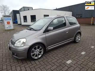 Toyota Yaris 1.5-16V VVT-i T-Sport