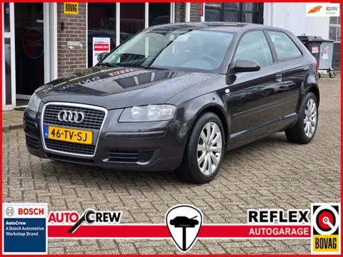 Audi A3 1.6 FSI Attr.Pro Line Busin.