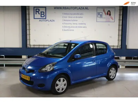 Toyota Aygo 1.0-12V Comfort / AUTOMAAT / AIRCO / NAP / UNIEK ! ! !