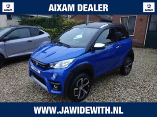 Aixam Crossover Premium HOGE INSTAP, Stuurbekrachtiging, Achteruitrijcamera, Parkeersensoren, Centra