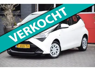 Toyota Aygo 1.0 VVT-i x-play 2021 Navigatie 5x op Voorraad
