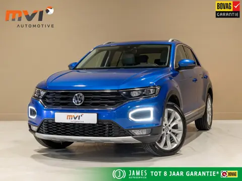 Volkswagen T-Roc 1.5 TSI Sport Business R / 150pk / Panorama dak / Trekhaak / Achteruitrij camera / 