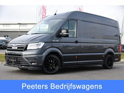 MAN TGE 3.180 35 2.0 L3H3 PB Edition Camera, Cruise, Carplay, LED, 177pk, Automaat, Trekhaak 3000kg,