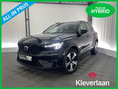 Volvo XC40 1.5 T5 PHEV Ultimate Dark | Pano-Dak | Memory Stoel | H&K | CarPlay | Navi | Dodehoek Det