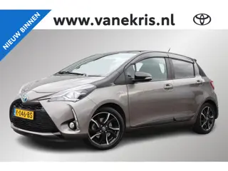 Toyota Yaris 1.5 Hybrid Bi-Tone, Panoramadak, Navi, Cruise Control, Climate Control, Camera!