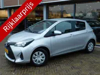Toyota Yaris 1.0 VVT-i Now (bj 2016)