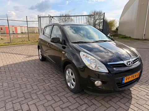 Hyundai I20 1.4i Dynamic XL (2011) 101PK | Airco | PDC | LM Velgen | 5-Deurs | 2e Eigenaar | Zuinig 