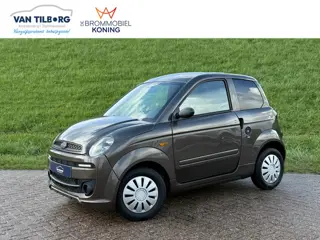 Microcar Brommobiel M.GO Initial Achteruitrijcamera | DAB + | BT Audio | Centrale vergrendeling met 