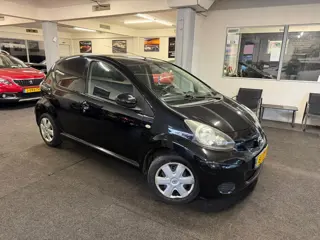 Toyota Aygo 1.0-12V Comfort*NAP*5deurs*2009 (bj 2009)