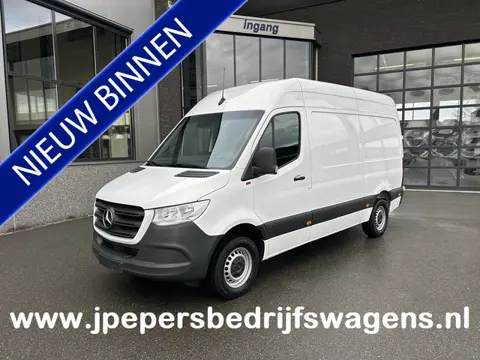 Mercedes-Benz Sprinter 315 CDI L2 H2 RWD / Trekhaak / Camera / MBUX / Navigatie / Cruise control / A