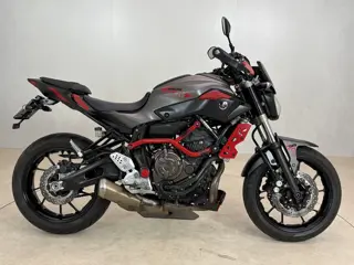 Yamaha MT-07 ABS MOTO CAGE (bj 2014)