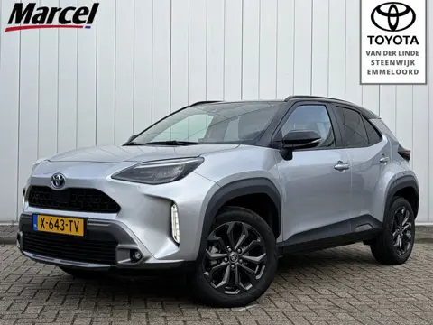 Toyota Yaris Cross 1.5 Hybrid Explore Bi-Tone NL Auto Dealer Onderhouden Stoel Verwarmd Parkeersenso