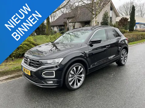 Volkswagen T-Roc 1.5 TSI 150PK DSG R-Line•Pano•Trekhaak