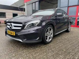 Mercedes-Benz GLA-klasse 200 Ambition amg night edtion