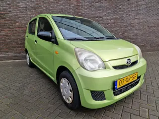 Daihatsu Cuore 1.0 Trend radio cd APK 03-27 dealer onderhouden