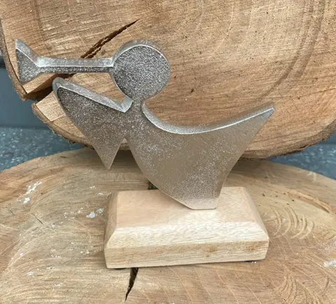 ALUMINIUM ENGEL MET TROMPET NIEUW