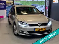 Volkswagen GOLF 1.2 TSI XENON LED PDC Stoelverwarming Garantie