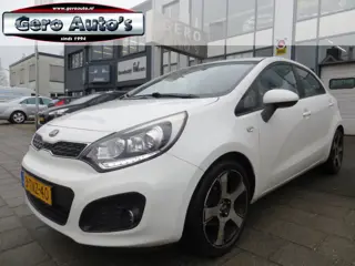 Kia Rio 1.2 CVVT BusinessLine 5drs nl-auto ,airco,cruise c.trekhaak, lmv etc