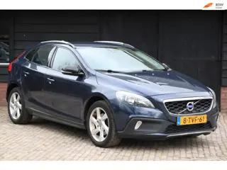 Volvo V40 Cross Country 1.6 T4 Momentum Navigatie/parkeersensor/Trekhaak/17"inch Lmv