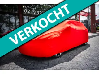 Volkswagen Touran 1.2 TSI | 7 persoons | Trekhaak | Parkeerhulp | Bluetooth telefoon | Navigatie |Cr