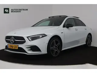 Mercedes-Benz A-klasse 250 e Business Solution AMG Limited (PANORAMADAK, TREKHAAK, STOELVERWARMING, 